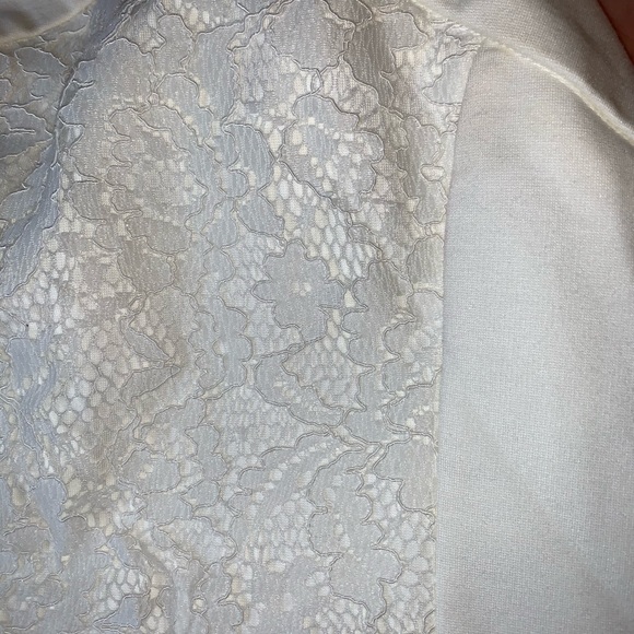 White Lace Bodycon Dress - Picture 3 of 4